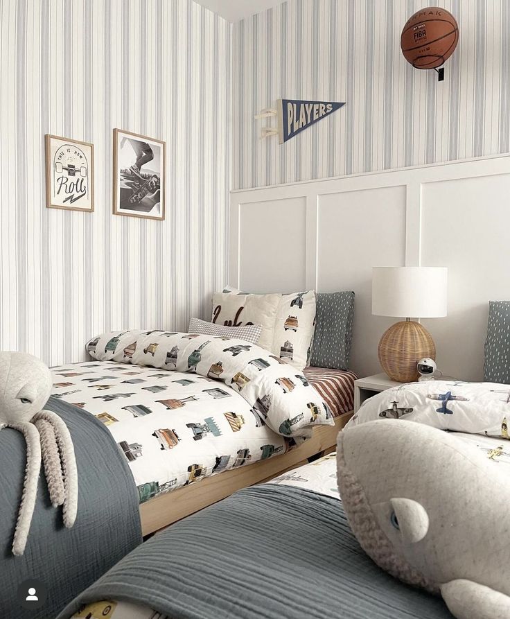boys fun ocean themed bedroom